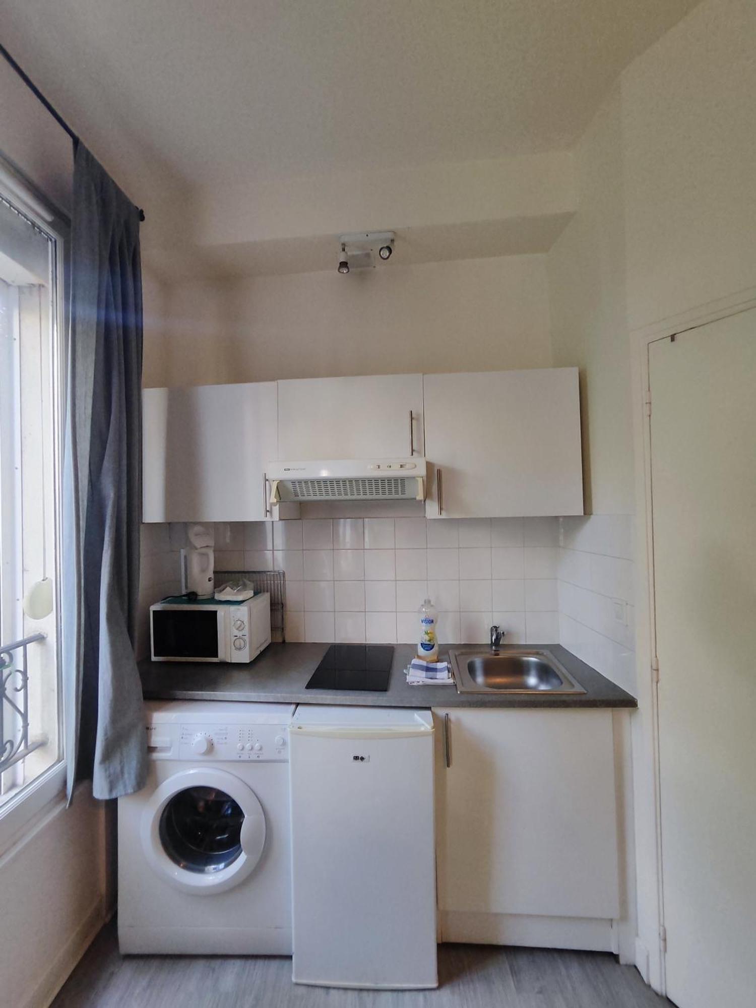 Charming Parisian Studio! Ivry-sur-Seine Bilik gambar